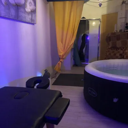 Studio Jaccuzzi Guyancourt
